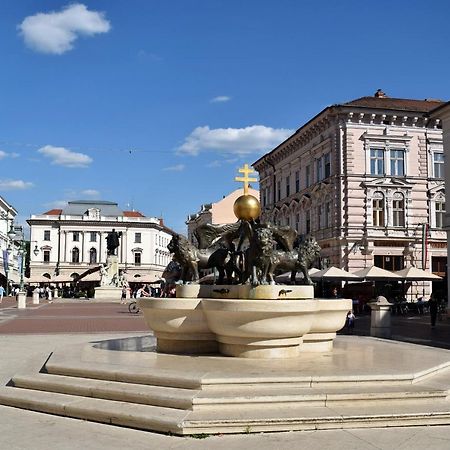 Szeged Suncity Apartman Exteriör bild