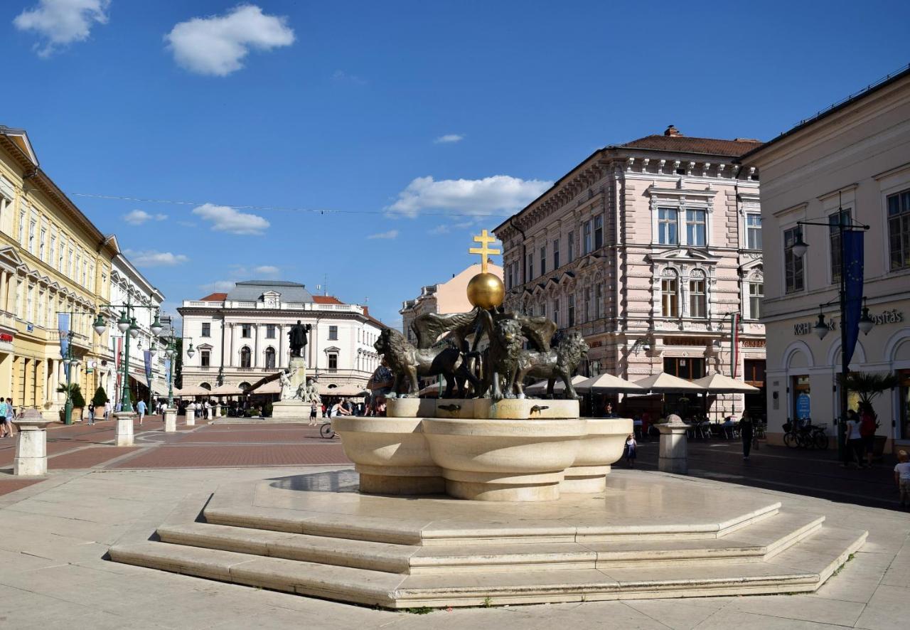 Szeged Suncity Apartman Exteriör bild
